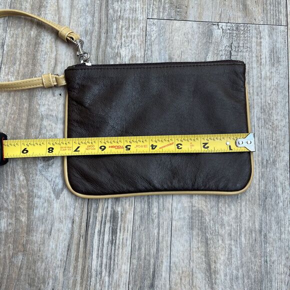 Newport News Leather Wristlet Wallet Brown and Yellow Vintage Zip - Picture 5 of 6